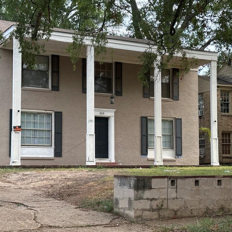 Storm-damaged home in Shreveport LA bought as-is by cash home buyers